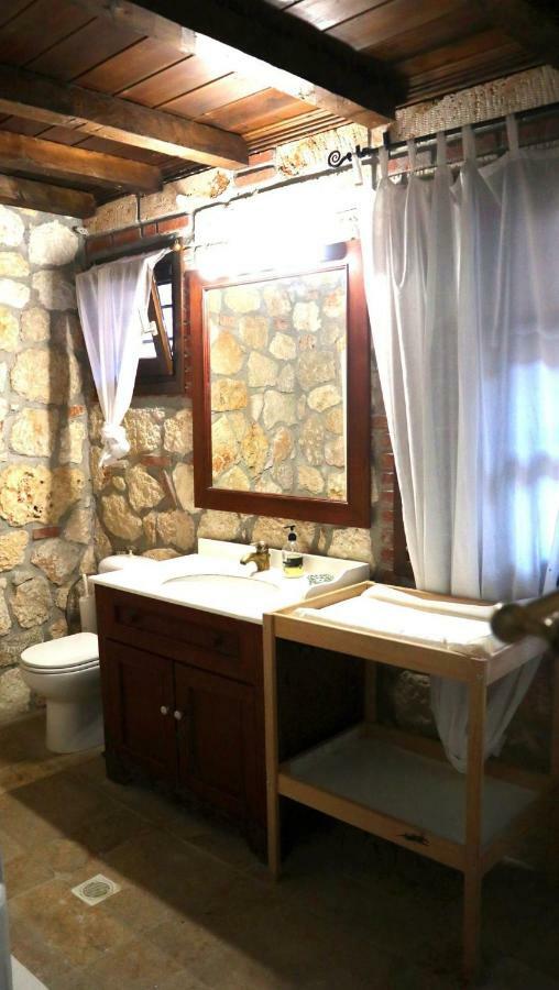 Villa Stone House Andromeda Psakoudia Esterno foto