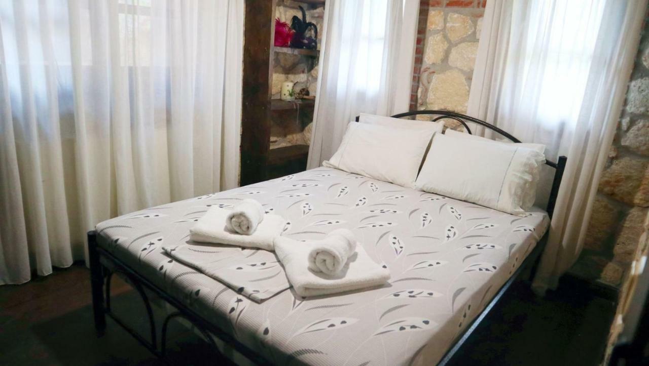 Villa Stone House Andromeda Psakoudia Esterno foto